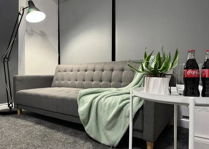 York House Private Apartment