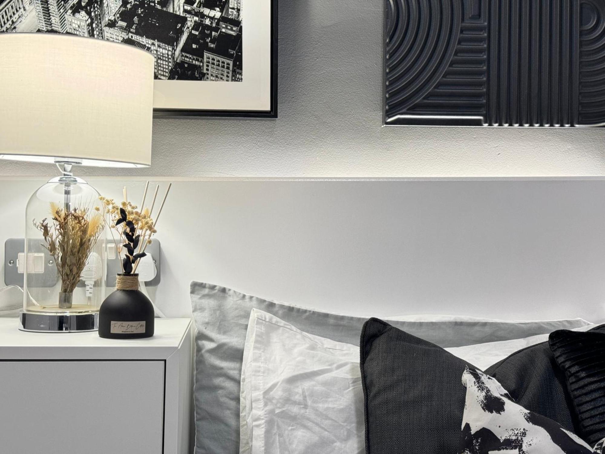 York House Private Apartment *